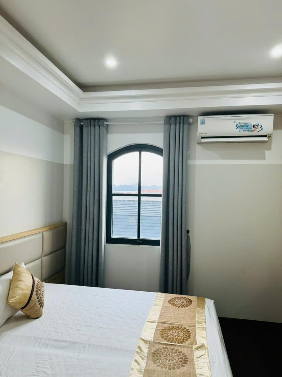 Ha Long Cozy Hotel Exterior photo